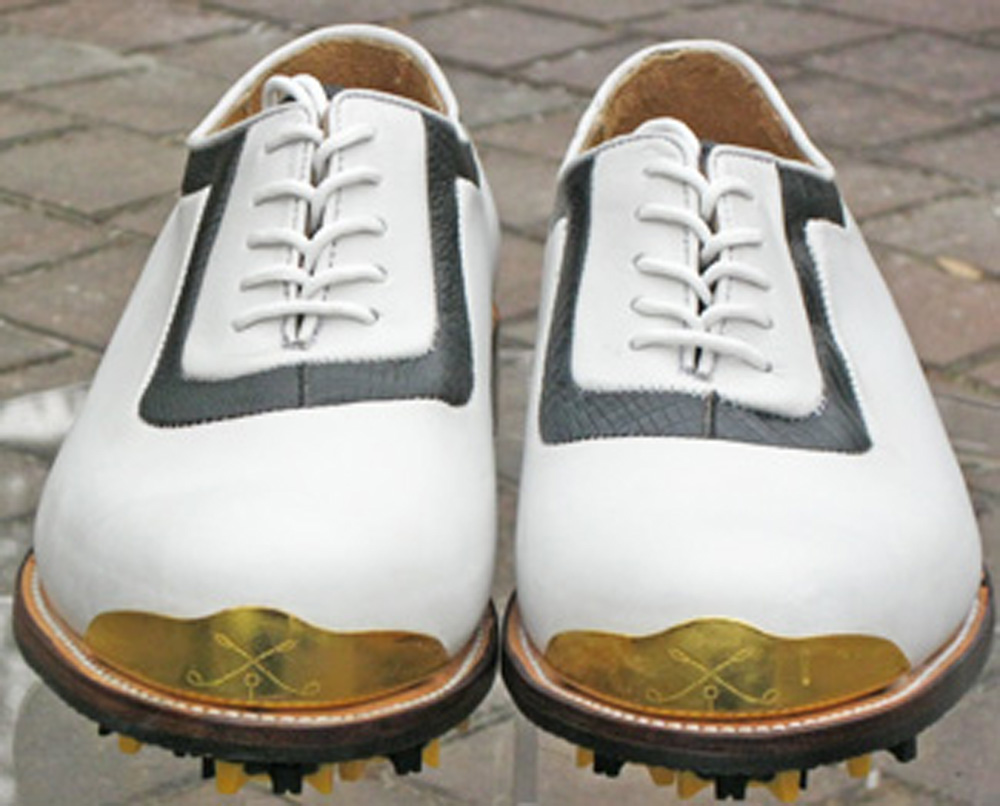 gold golf shoes